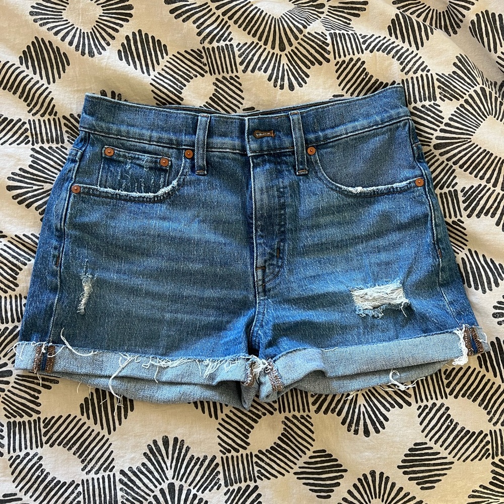 Gently worn Madewell high rise denim shorts